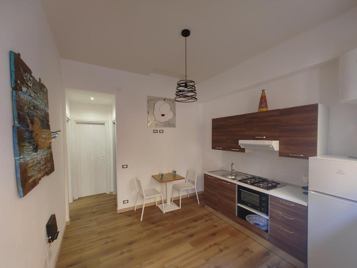 צ'יניזי The First Apartment מראה חיצוני תמונה